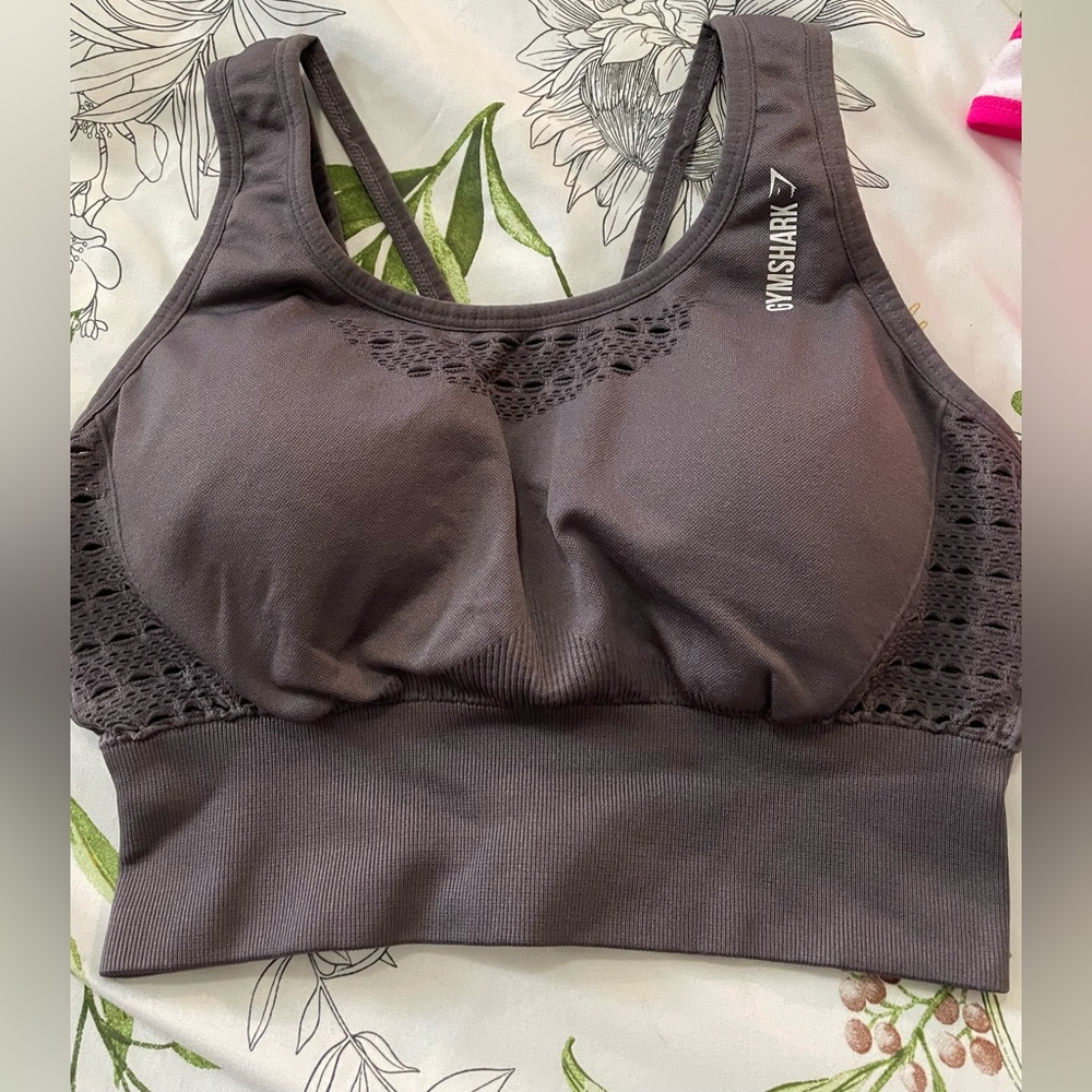 Sports bra